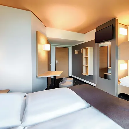 Rostock-hafen Hotel 3*