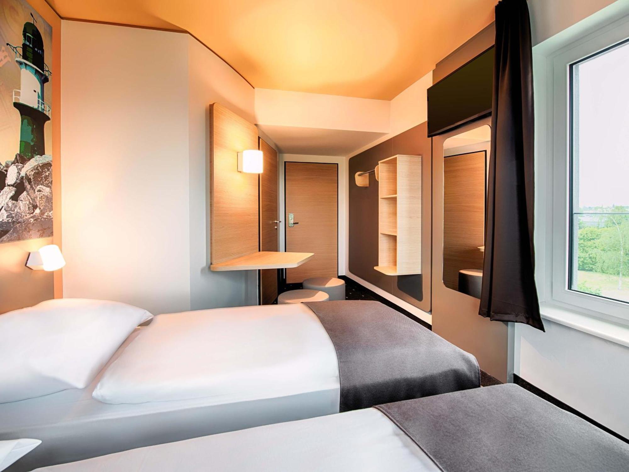 Rostock-hafen Hotel 3*